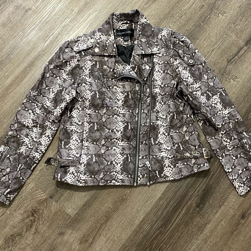 Cute leather print jacket